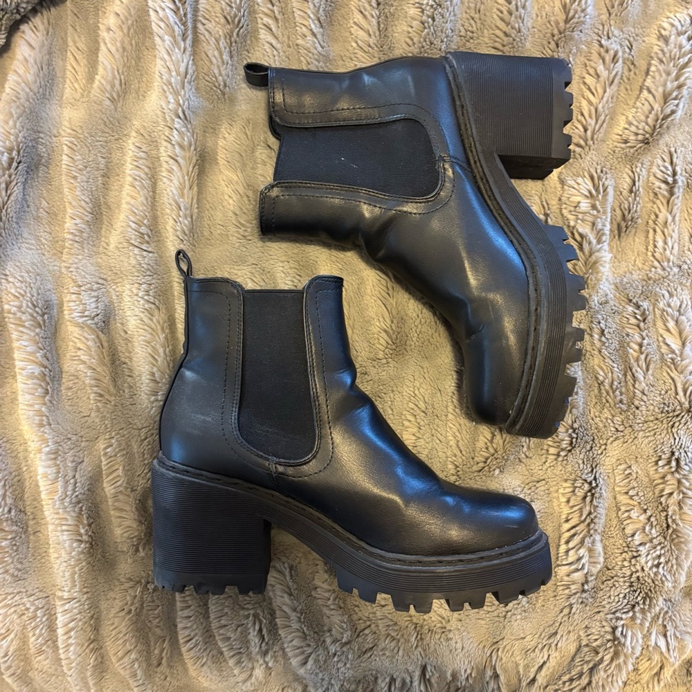 Public Desire Chunky Heeled Ankle Boot